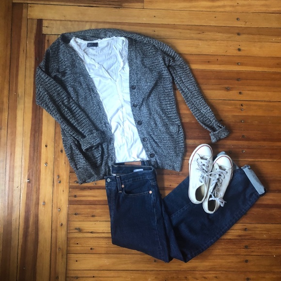 Small Fossil Cardigan - Picture 2 of 3